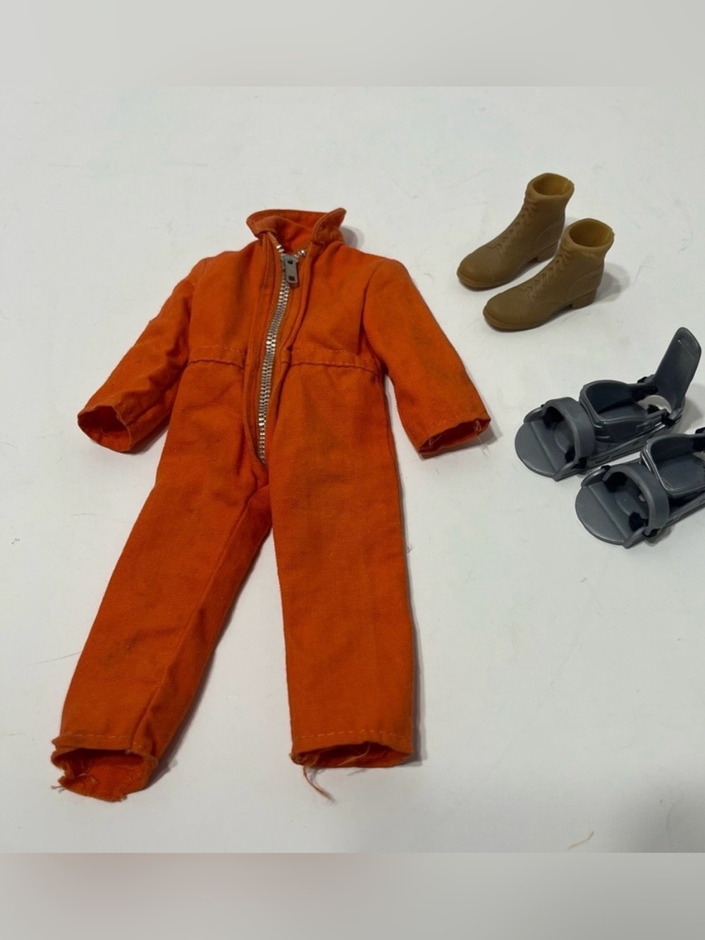 VINTAGE 12” G.I. Joe jumpsuit, boots and snowshoes? Action figure accessories